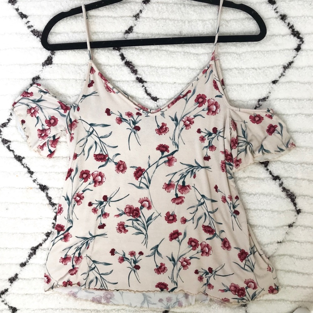 American Eagle Floral Cold Shoulder Top